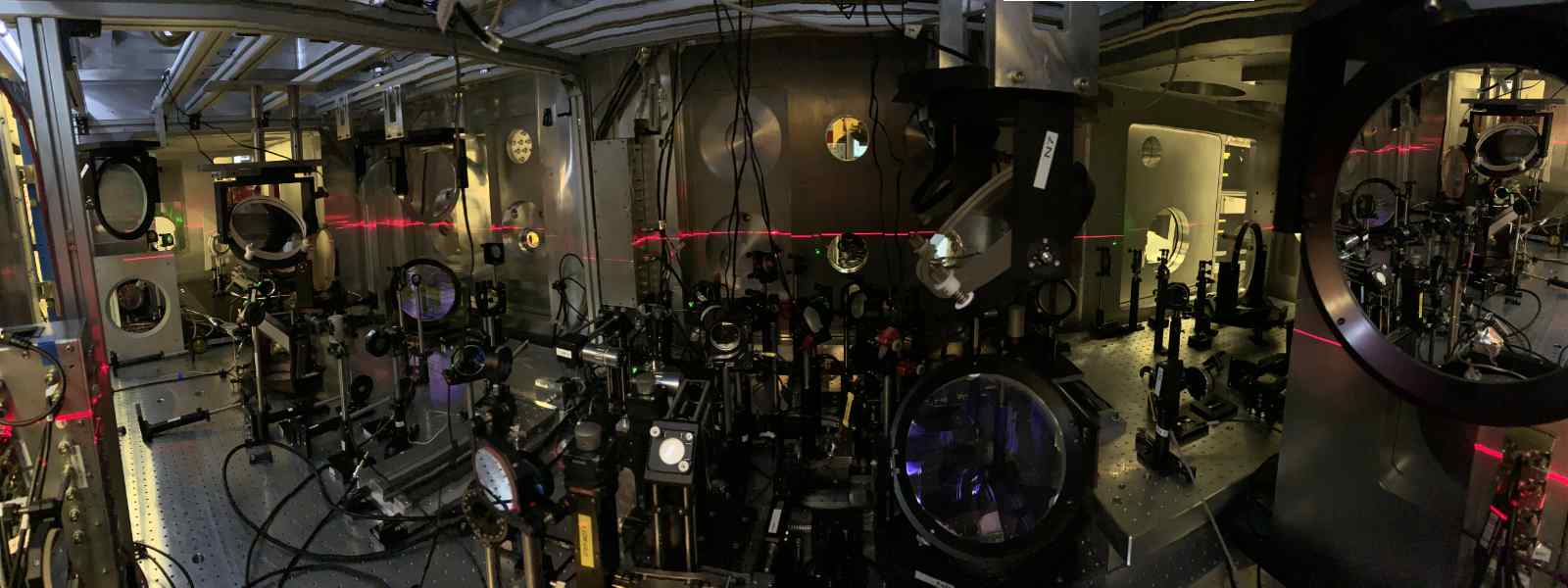 rofessor Dino Jaroszynski's experimental setup to investigate plasma photonic structures at the Central Laser Facility, Rutherford Appleton Laboratory rofessor Dino Jaroszynski's experimental setup to investigate plasma photonic structures at the Central Laser Facility, Rutherford Appleton Laboratory